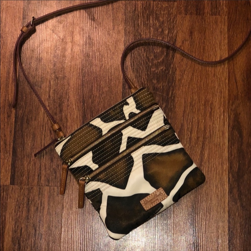 Dooney & Bourke purse